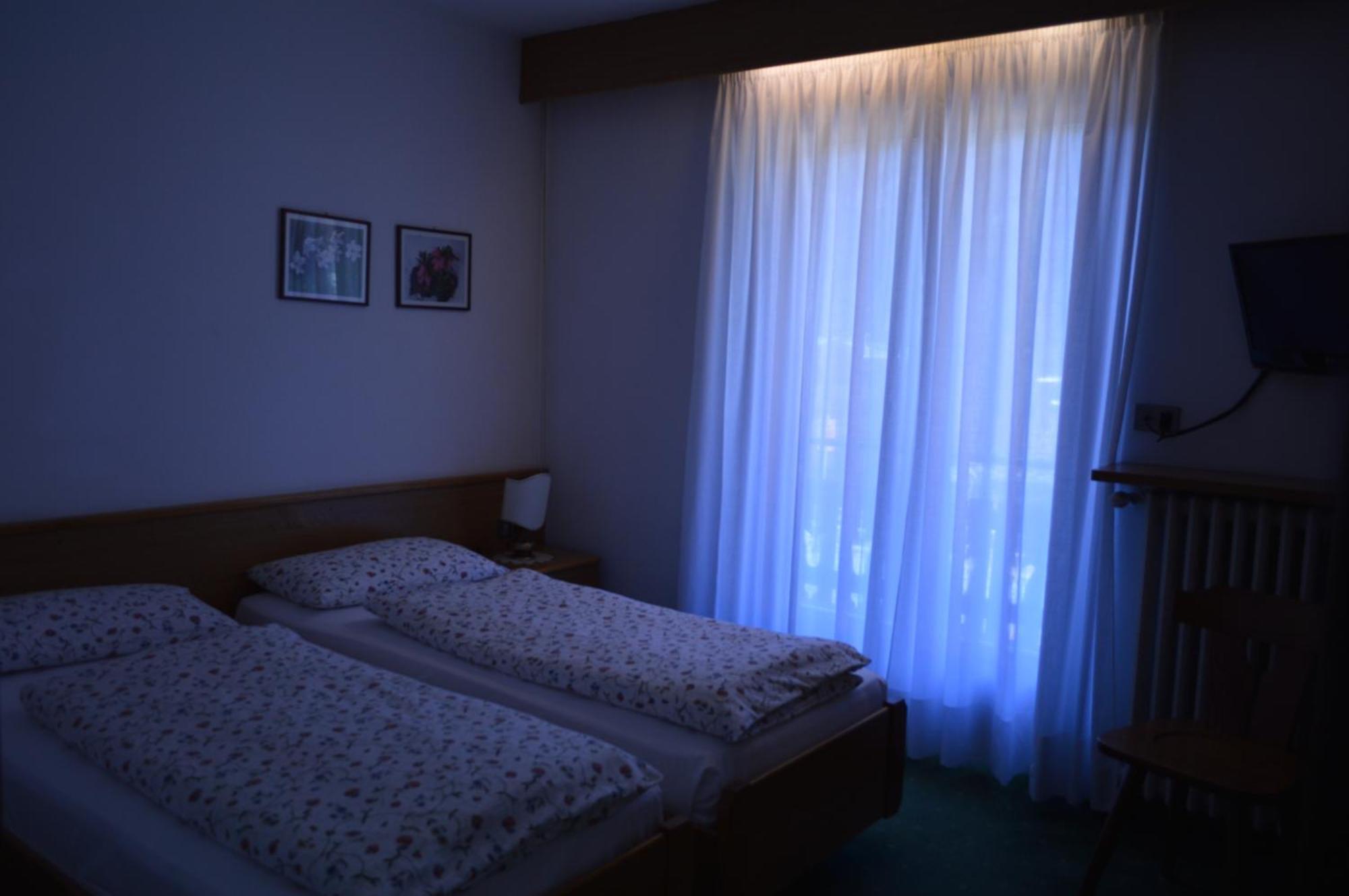 Garni Bucaneve Madonna di Campiglio Room photo