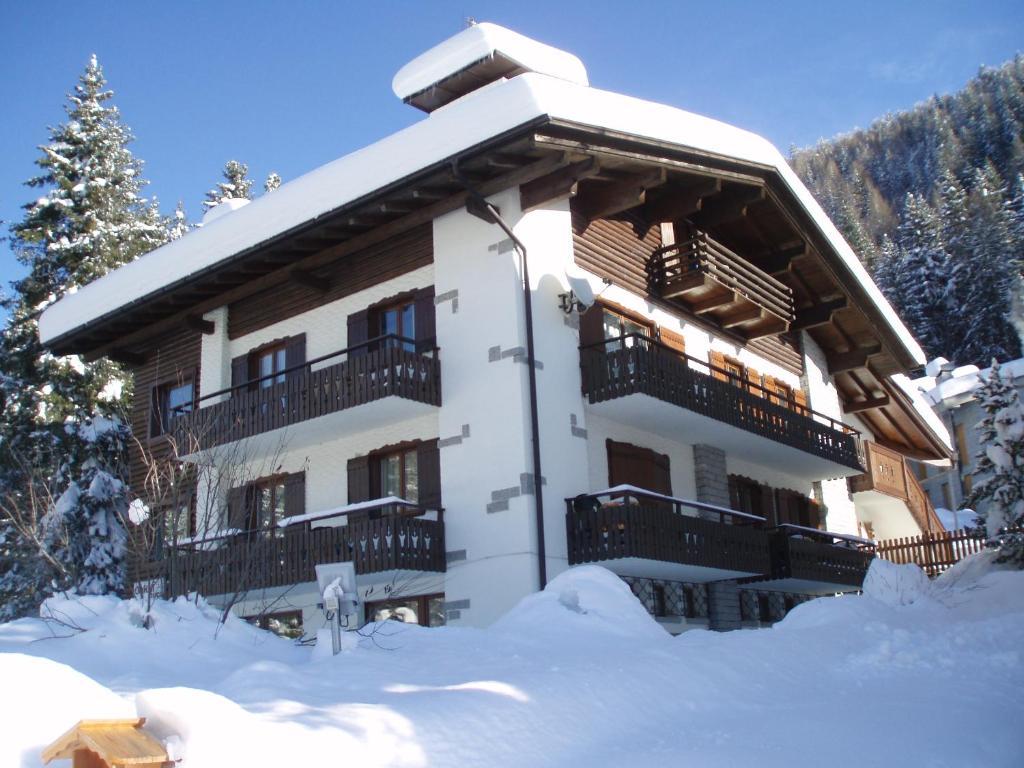 Garni Bucaneve Madonna di Campiglio Exterior photo
